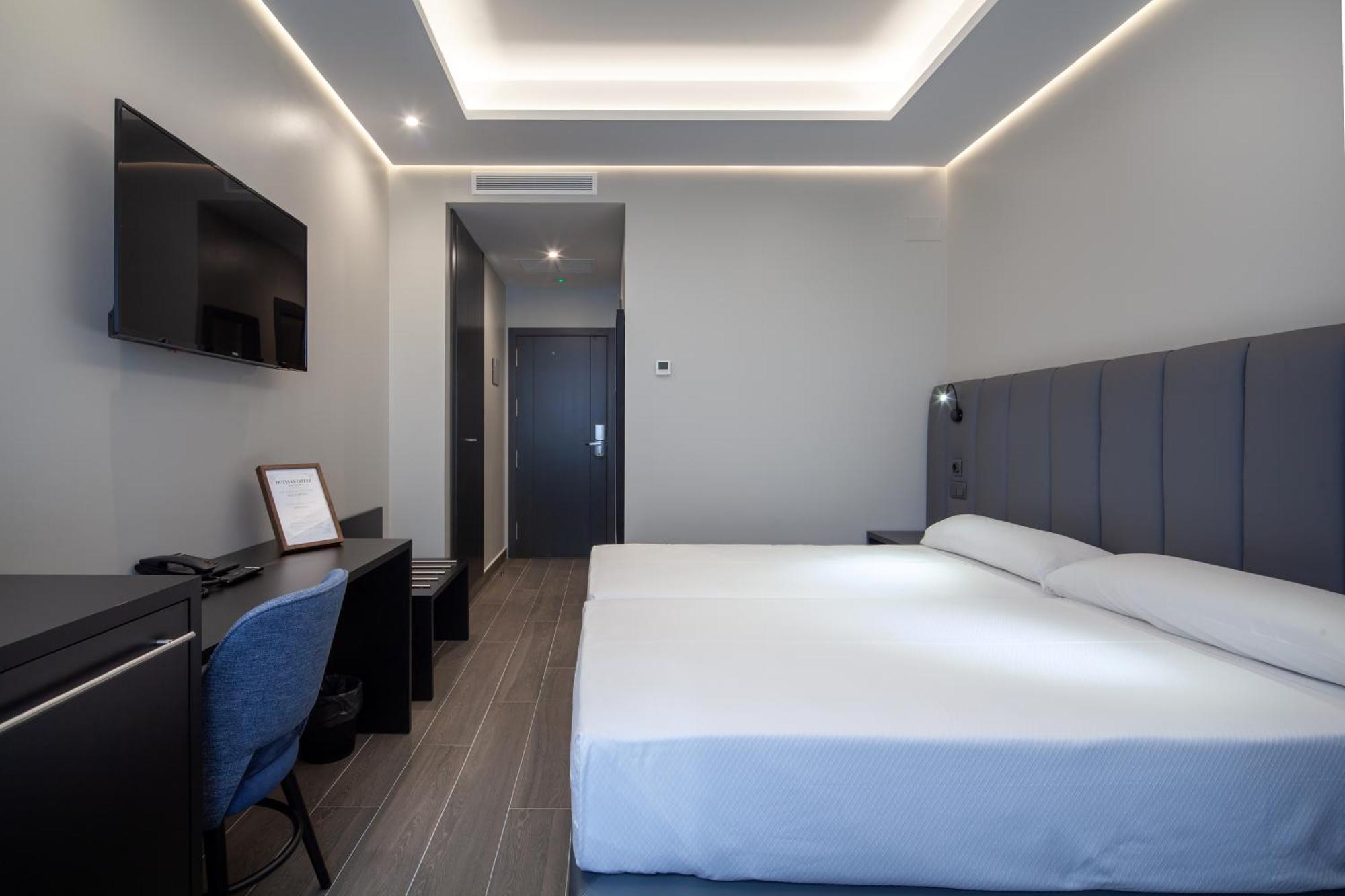 Leflet Sanlucar Hotel Sanlucar la Mayor Bagian luar foto